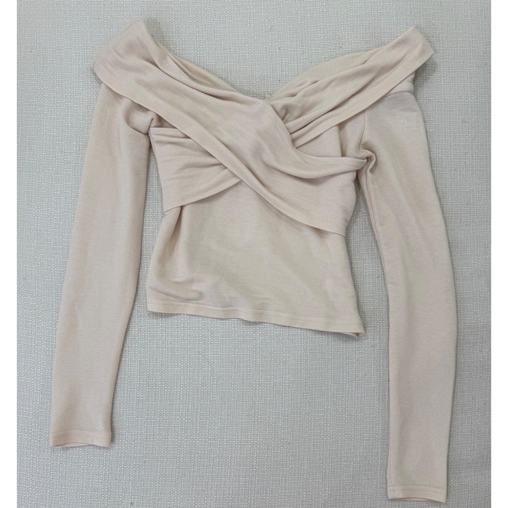 Edikted Top Women XS Cream Surplice Crossover Off-Shoulder Excellent